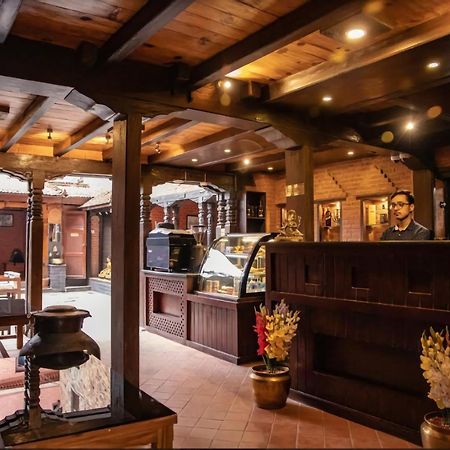 Hotel Baha Restaurant And Cafe Bhatgoan エクステリア 写真